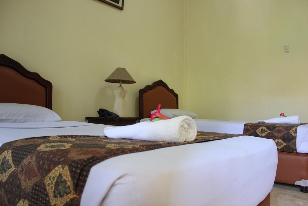 Hotel Puri Nusantara Kuta Lombok Buitenkant foto