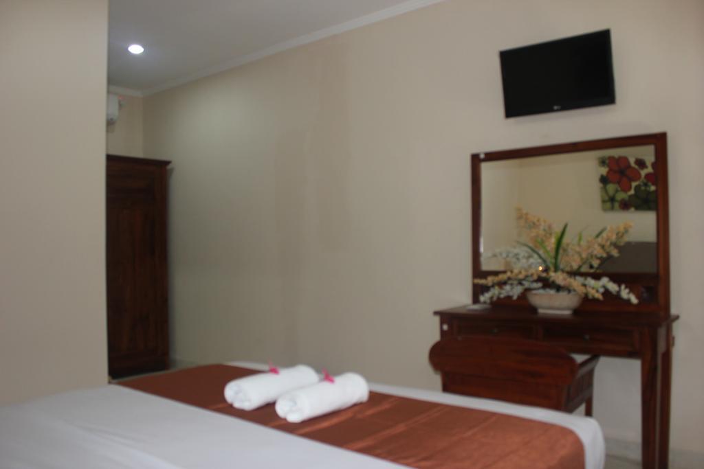 Hotel Puri Nusantara Kuta Lombok Buitenkant foto